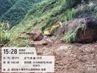 以站为家 以路为业——竹山县公路养护中心柳林公路养护站长李远照
